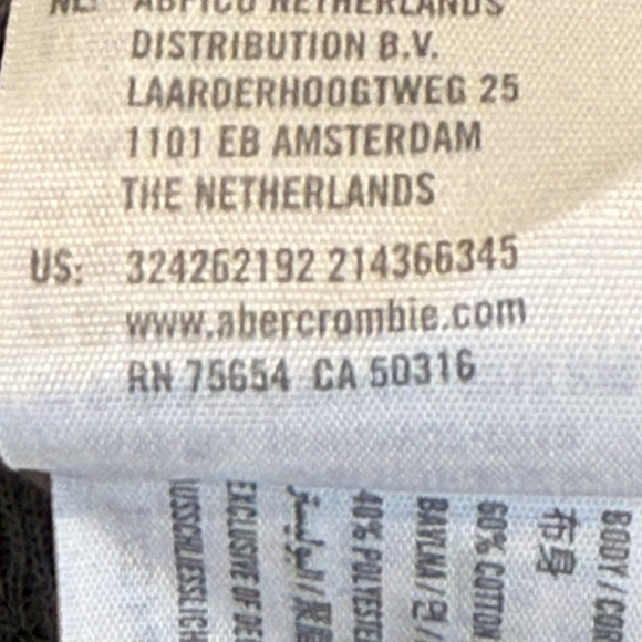 Hollister size small black~gray ombré pullover - Picture 4 of 6